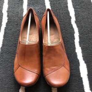 Hush Puppies Shoes Versa Tan Leather size 10M